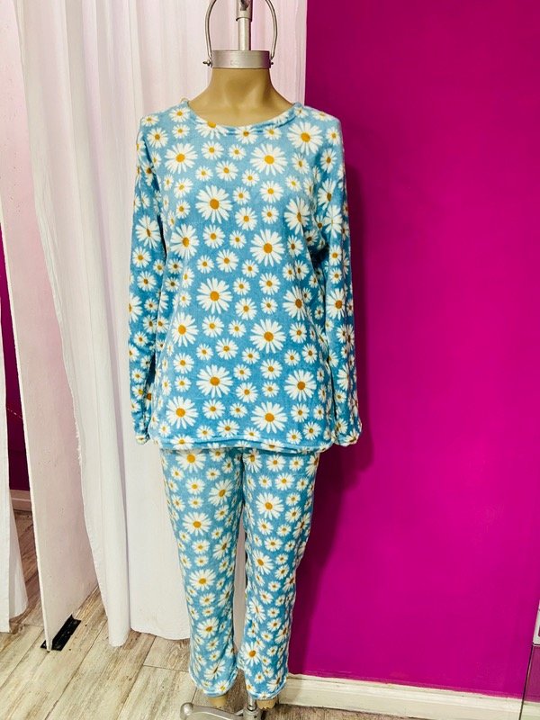 Producto - PIJAMA MARGARITAS