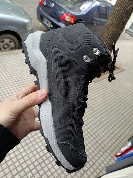 Producto - Botas de trekking de caña alta I-Run
