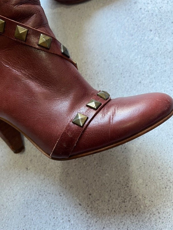 Producto - Botitas tachas y moños - 5