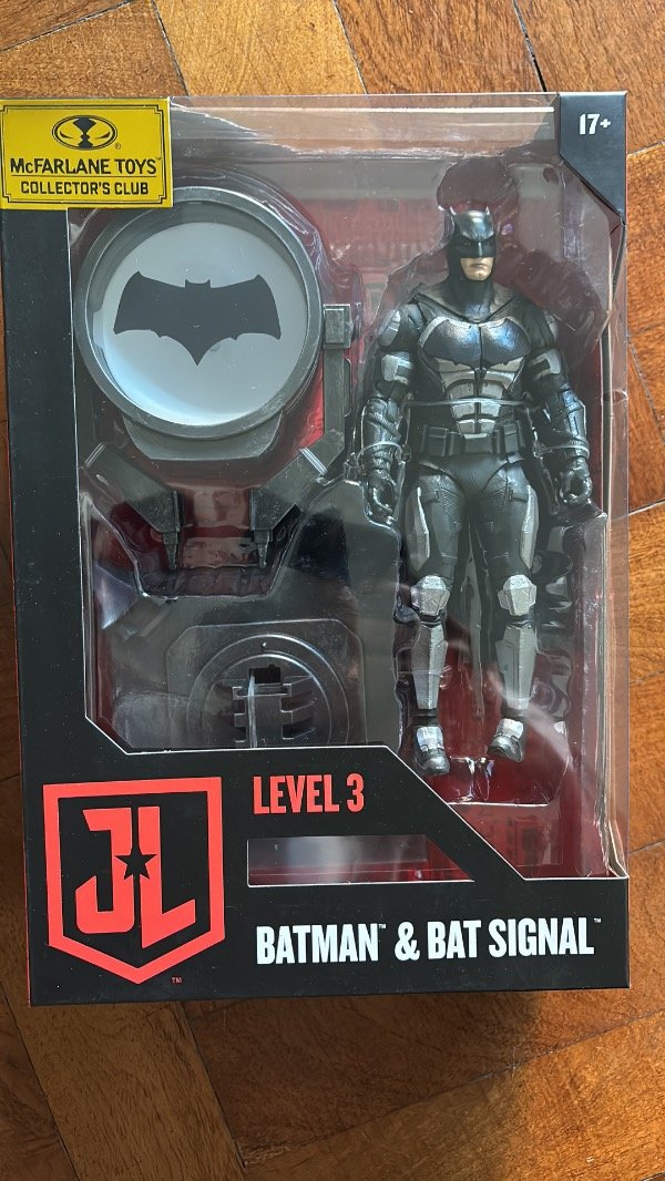 Producto - Batman and Bat Signal Crowdfunding DC Multiverse Mcfarlane