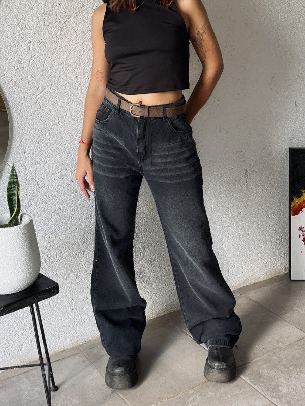 Producto - JEANS RECTO NEGRO