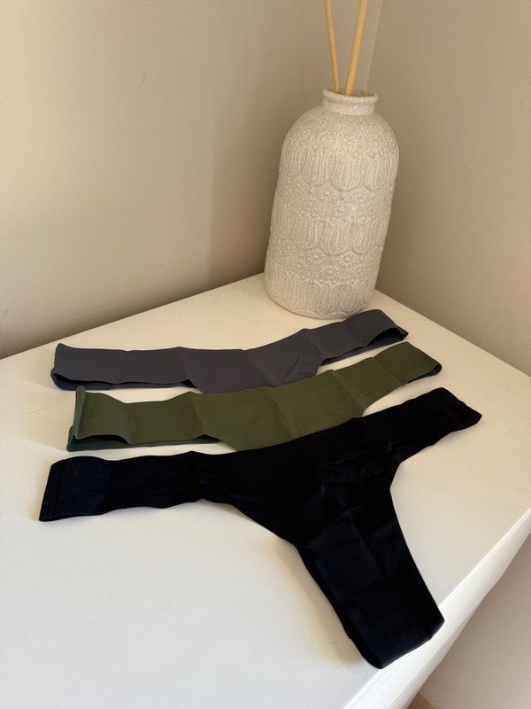 Producto - Pack less fijo sin costura oscuros x3