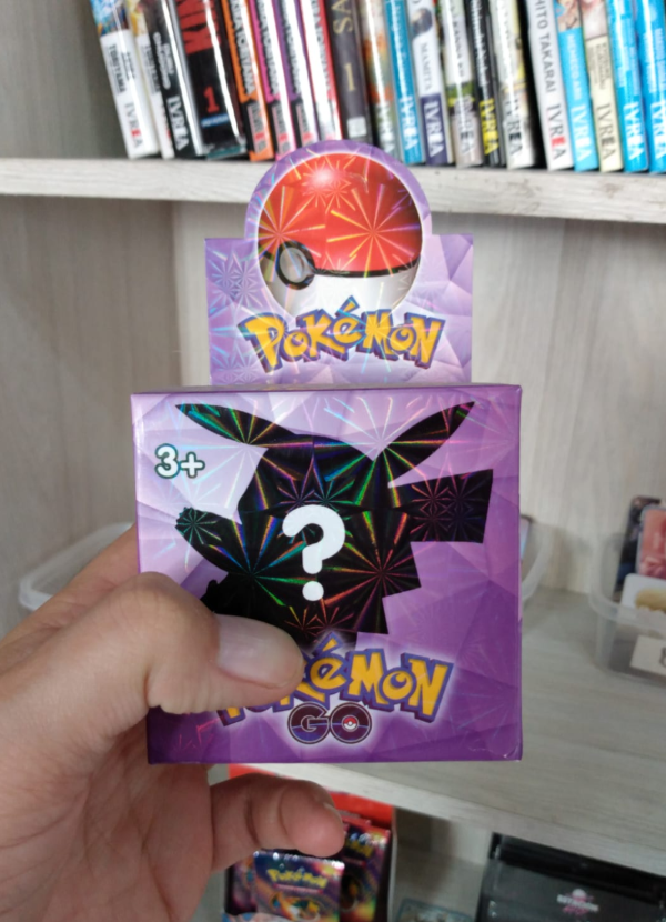 Producto - POKEMON - CAJA SORPRESA MUÑECO PIKACHU
