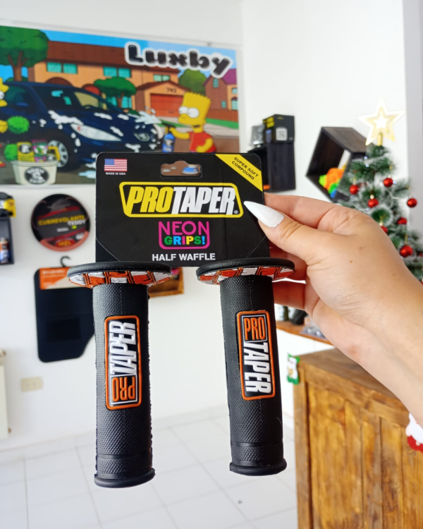 Producto - Puños Negro Con Anaranjado