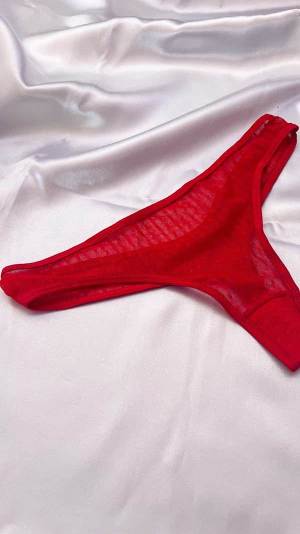 Producto - Less Roja Tul