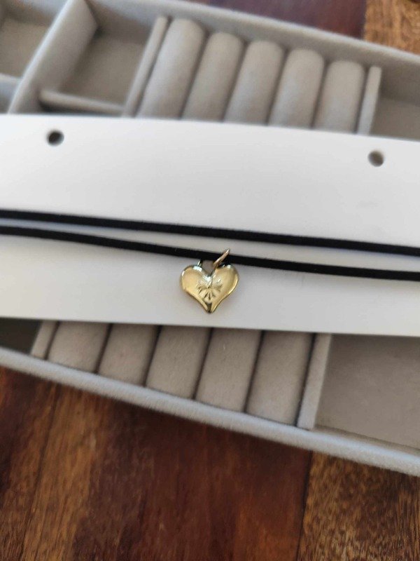 Producto - Choker corazón dorado chico . Bijou