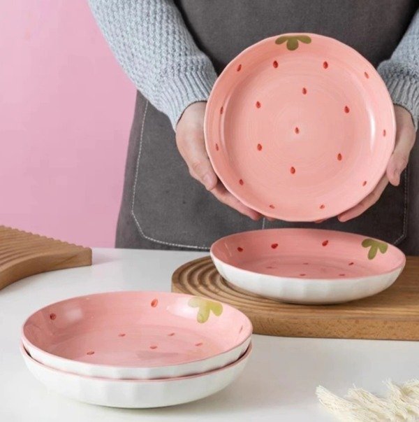 Producto - Plato de cerámica 7" frutilla