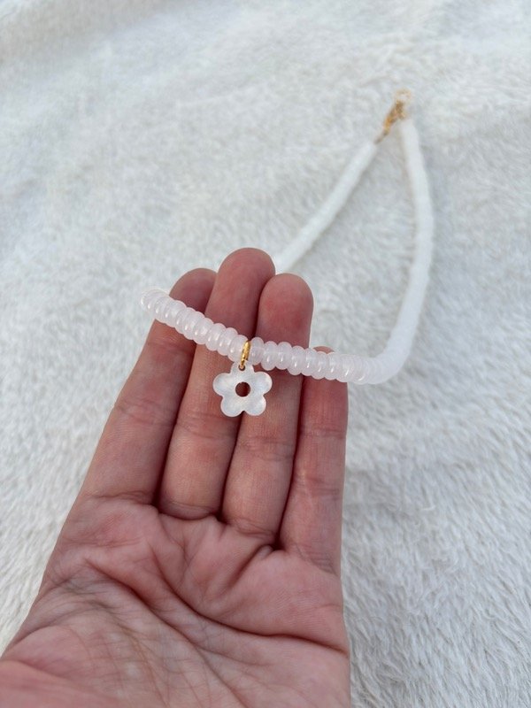 Producto - Collar mini flor
