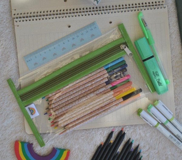 Producto - Cartuchera Cristal Verde Seco