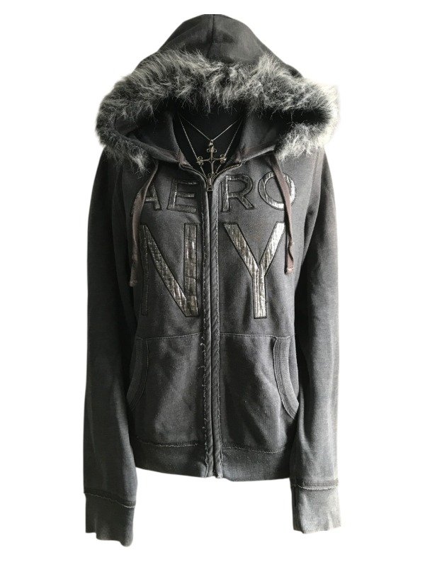 Producto - Fur zip up AERO NY