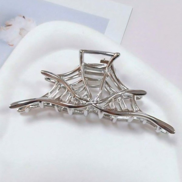 Producto - Broche de metal telaraña