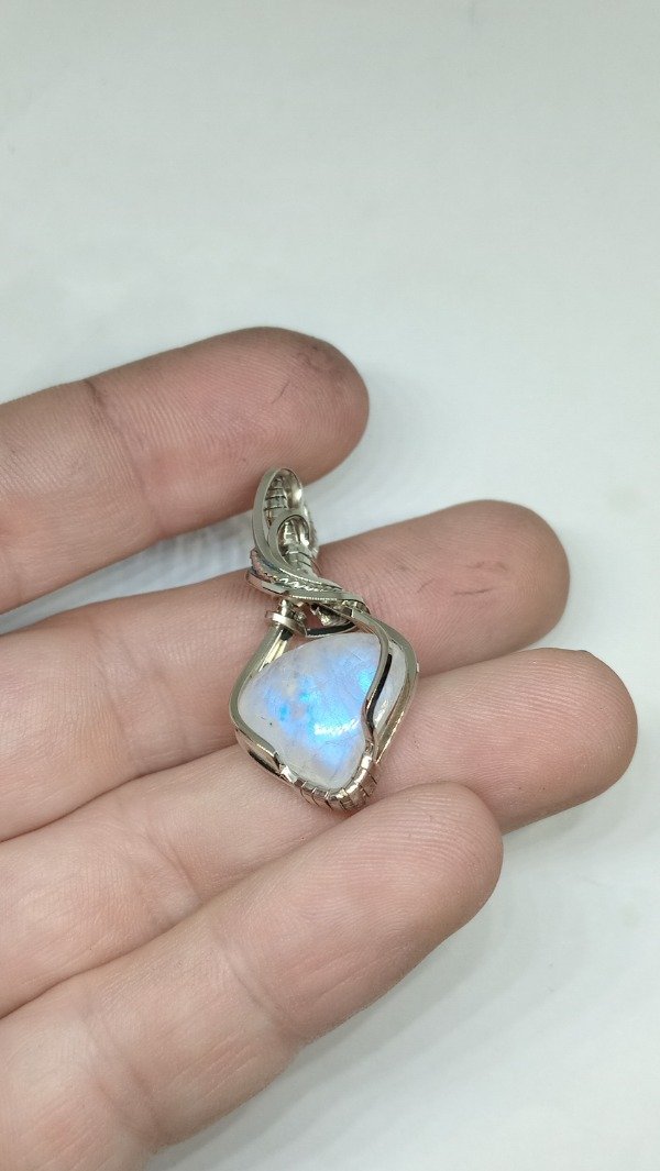 Producto - Dije piedra de la luna en alpaca 6