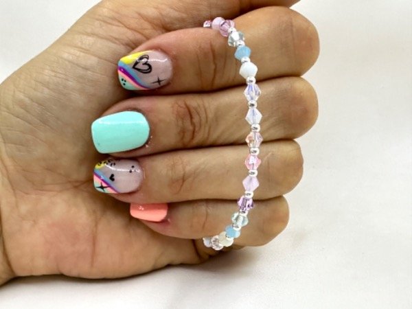 Producto - Pulsera con cristales color pastel y bolitas de plata