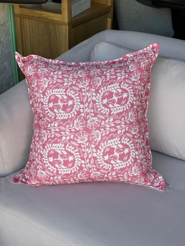 Producto - ALMOHADON BOHO FUCSIA