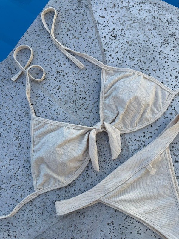 Producto - Top EVA OFF WHITE - Edición premium limitada