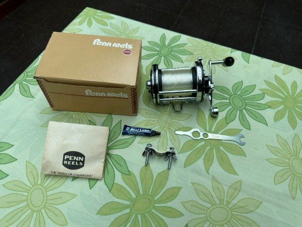 Producto - REEL PENN 114-H SENATOR NUEVO NEGRO ROTATIVO #12214