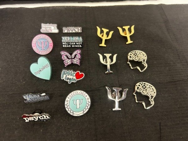 Producto - Pins psicología