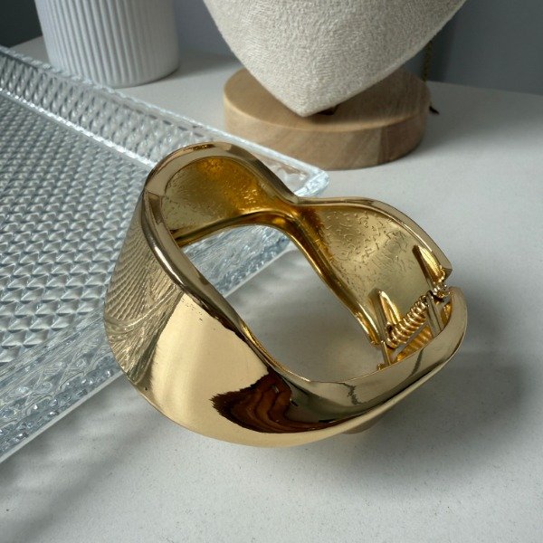 Producto - Pulsera ancha Wavey Gold