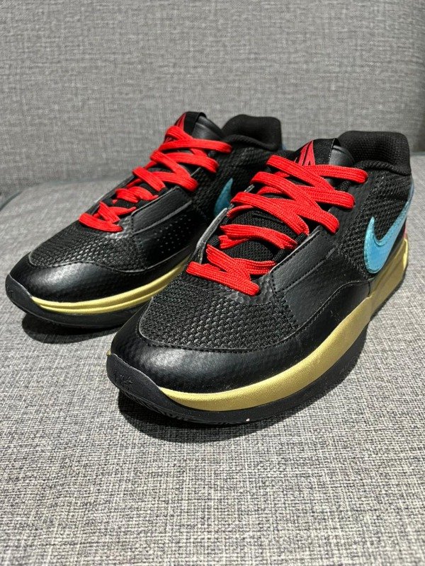 Producto - Nike Ja Morant 1 "Black and Gild"