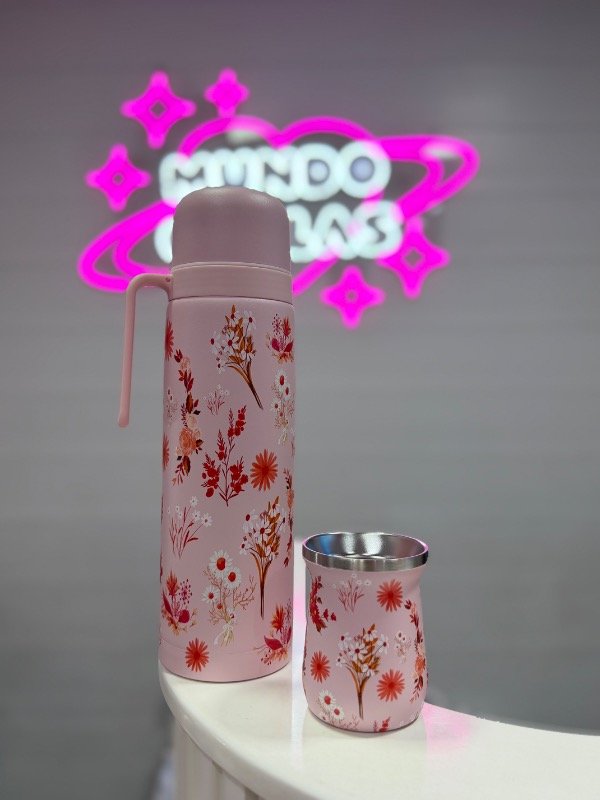 Producto - Set de mate floreado con rojo