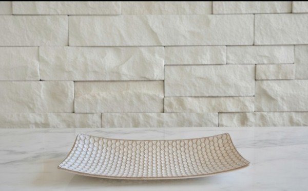 Producto - Bandeja de Madera Dorado Círculos Blancos