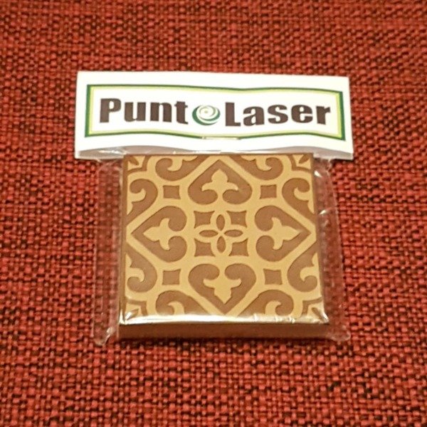 Producto - Bajo Relieve - 6 x 6 cm - Cod. 3054
