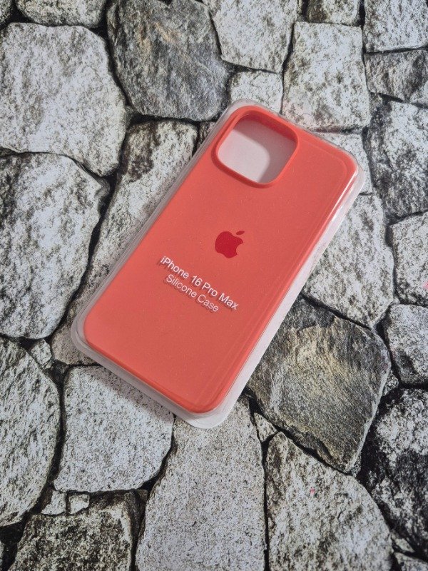 Producto - Funda silicone con logo Iphone 16 Pro Max naranja coral
