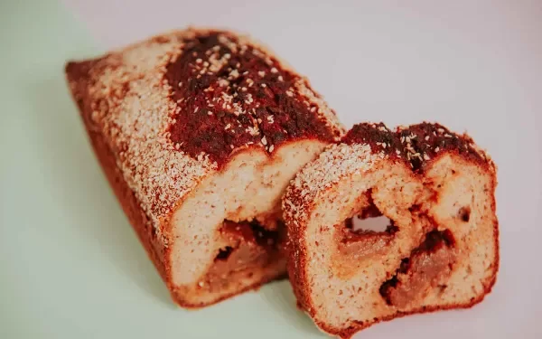 Producto - Budín keto marmolado con crema de maní sin azúcar. Keto