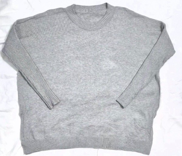 Producto - Sweater oversize (gris cemento)