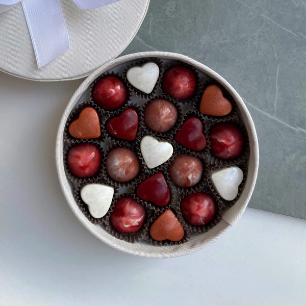 Producto - Caja deluxe blanca 19 piezas