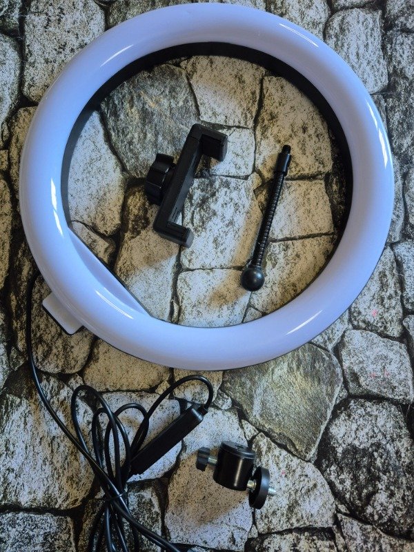 Producto - ARO DE LUZ 26 cm CON TRIPODE 2 mts