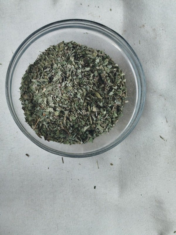 Producto - Moringa (hierba deshidratada) 100grs