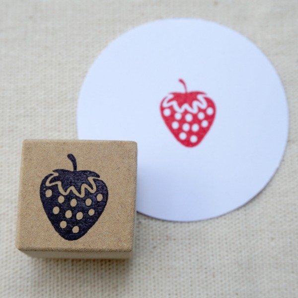 Producto - Frutilla relleno 20 x 20 mm