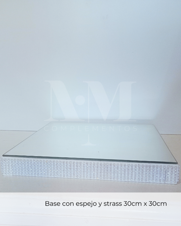 Producto - Base/tarima 30x30 con espejo y strass