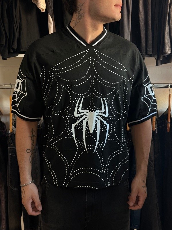 Producto - Remera Boxy Fit Spider 00