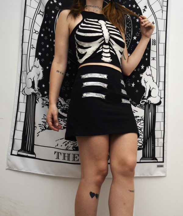 Producto - Pollera MCR