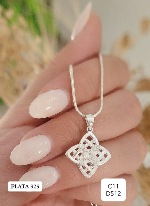 Producto - Conjunto nudo de bruja con cubics