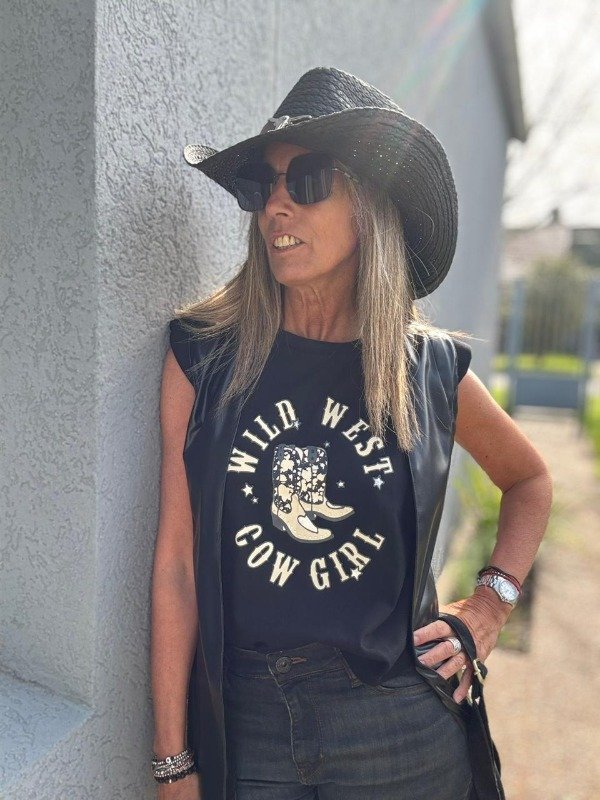 Producto - Remera Cowgirl Color Negro