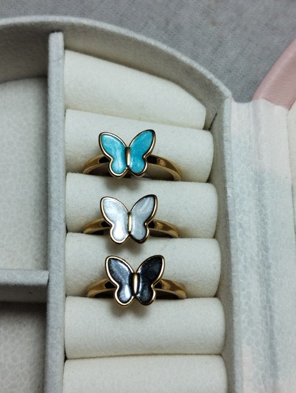 Producto - Anillo mariposa color
