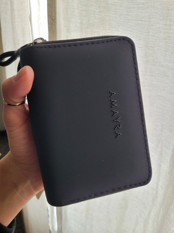 Producto - Billetera negra doble chica con bolsillo trasero - Amayra