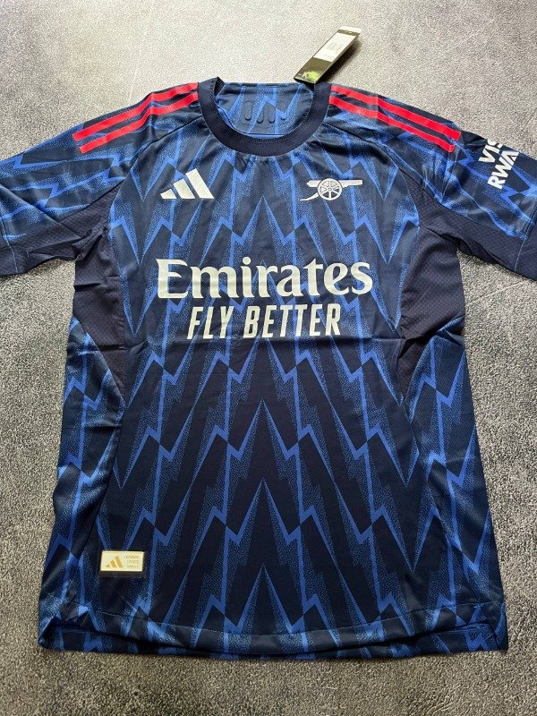 Producto - Arsenal visitante 25/26 version jugador