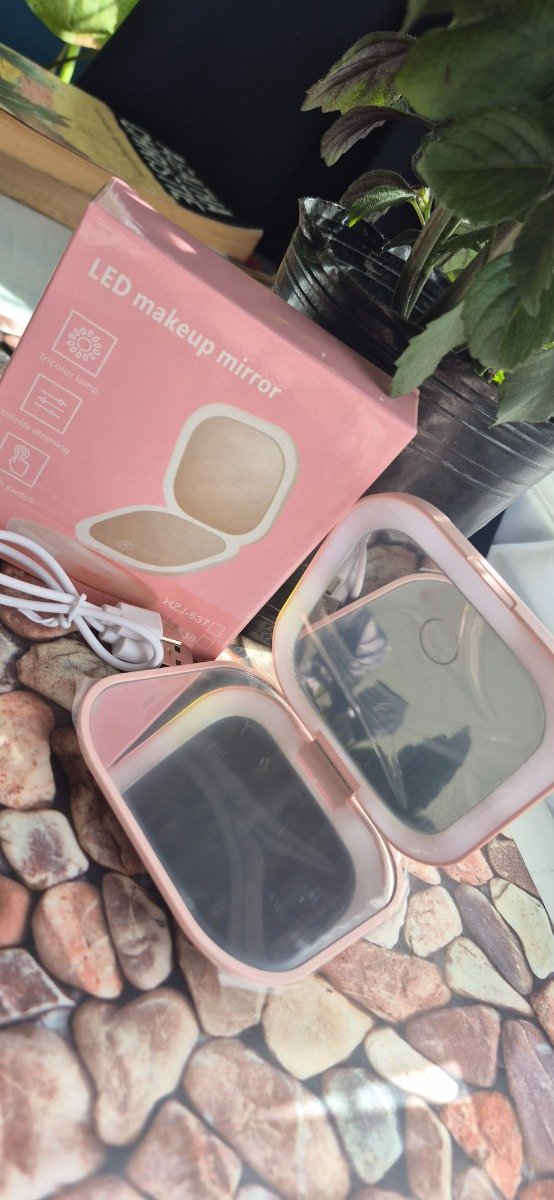Producto - Espejo con luz de cartera
