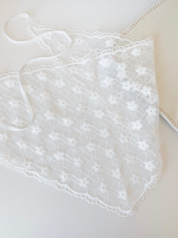 Producto - Bandana de encaje (florcitas)