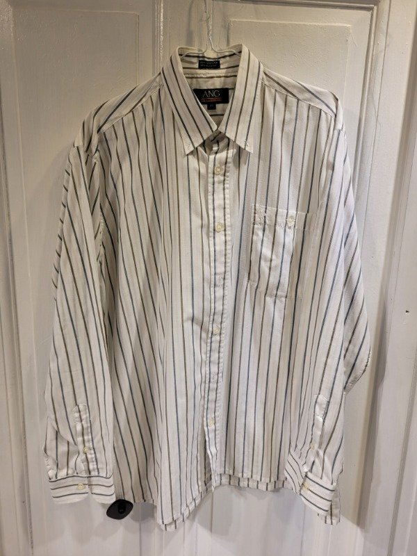 Producto - Camisa ANG blanca con rayas Talle M - PRECIO: 20X