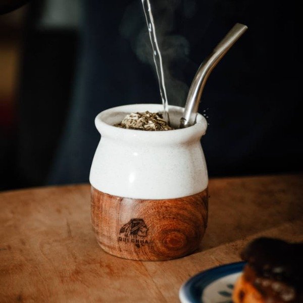 Producto - MATE QUECHUA BLANCO CERAMICA Y MADERA