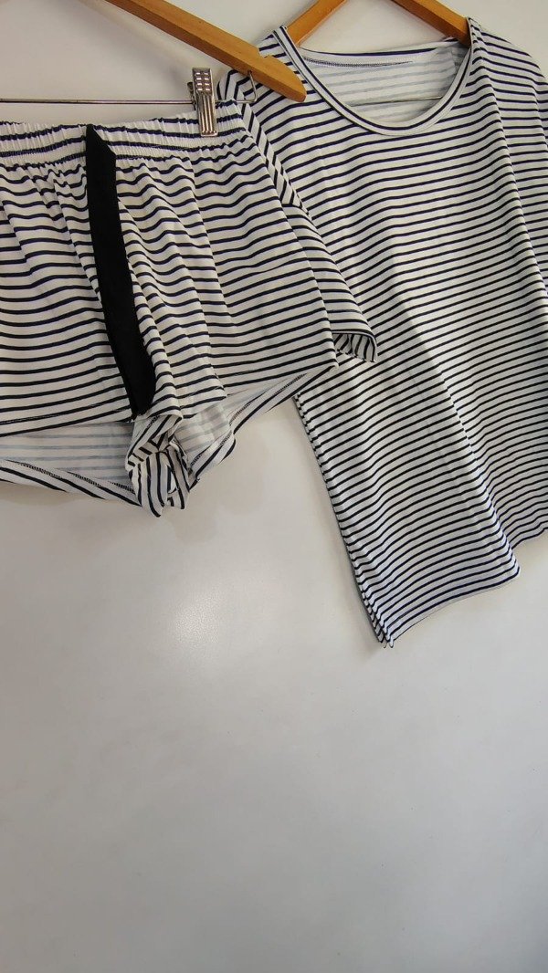 Producto - Navy Chic