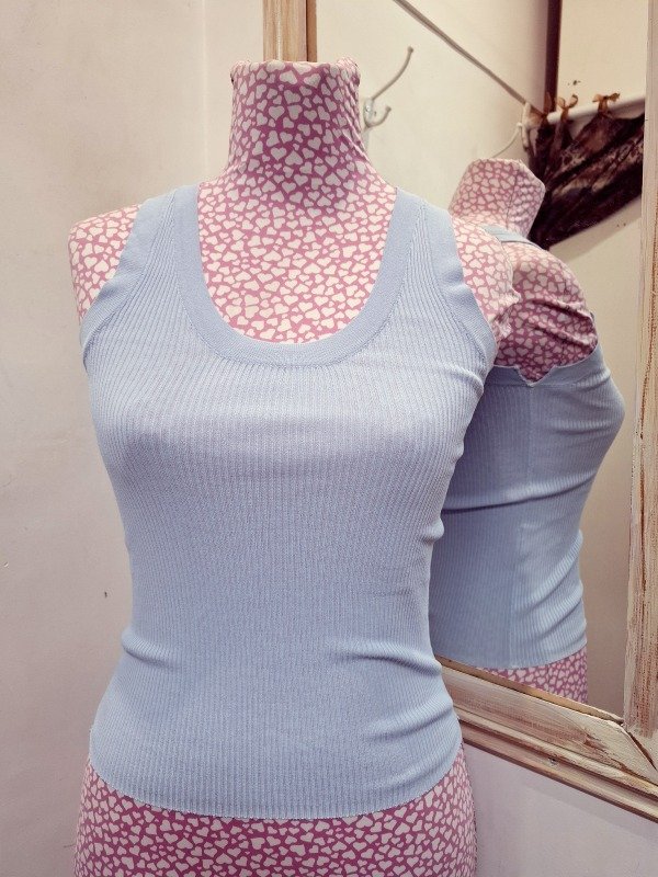 Producto - Musculosa ZARA sky