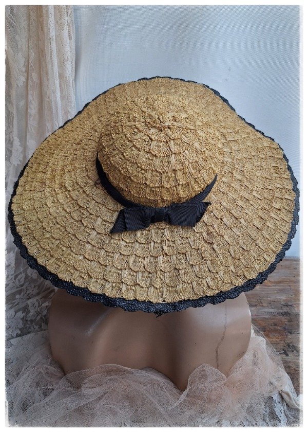 Producto - Capelina Rafia beige y negro