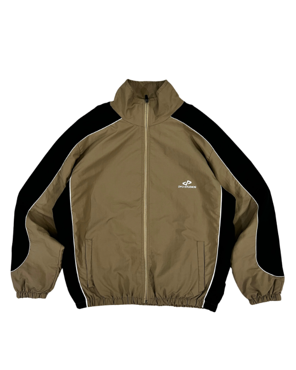 Producto - campera rompeviento beige