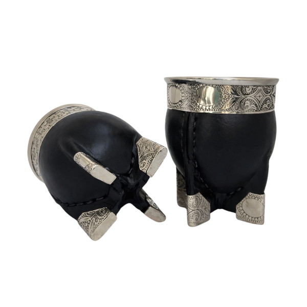 Producto - Mate imperial esquinero con bases de alpaca completas/Negro